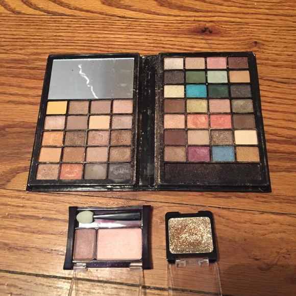Eyeshadow bundle - Picture 1 of 2