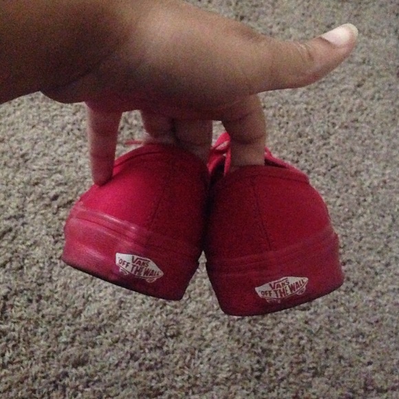 Vans - Picture 2 of 2