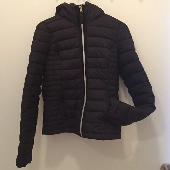 Abercrombie & Fitch navy winter jacket with hood