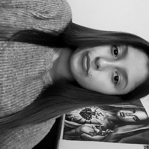 Meet your Posher, Yvette