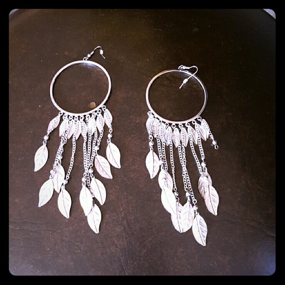 Feather earings