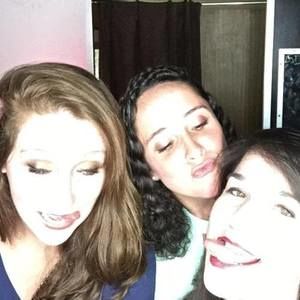 Meet your Posher, Liz