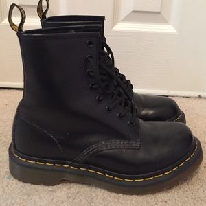 matte black docs