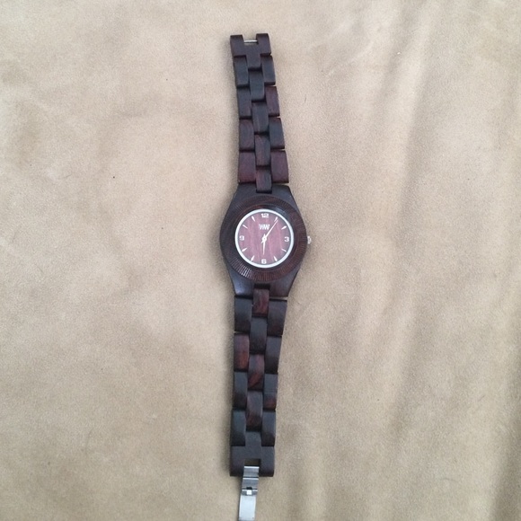 Wewood mahogany watch