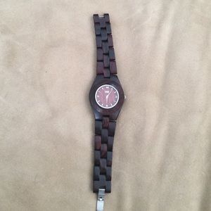 Wewood mahogany watch