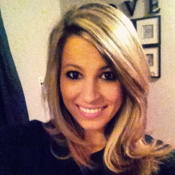 Meet your Posher, Brittiany - Picture 1 of 1
