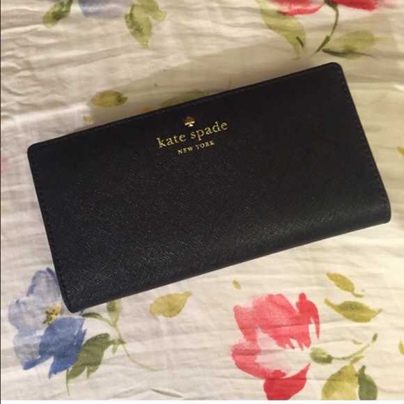NWT Black Kate spade wallet