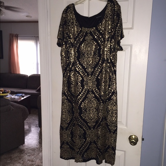 Sparkle 4 New Years!BLACK AND GOLD SEQUIN Dress!