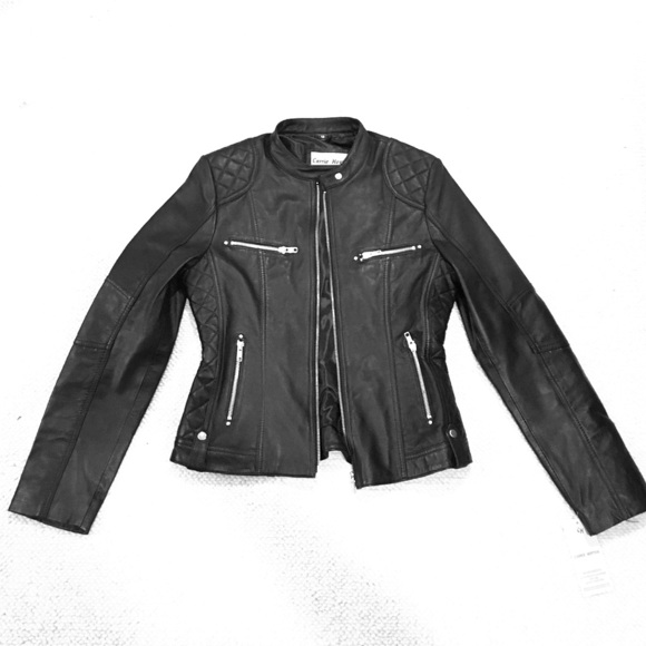 OFFERS WELCOME - Beautiful black leather jacket