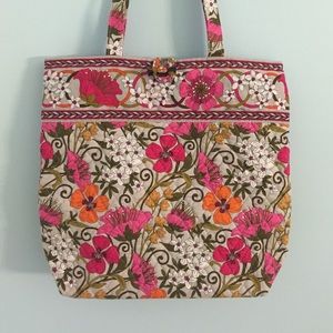 Vera Tote in Tea Garden