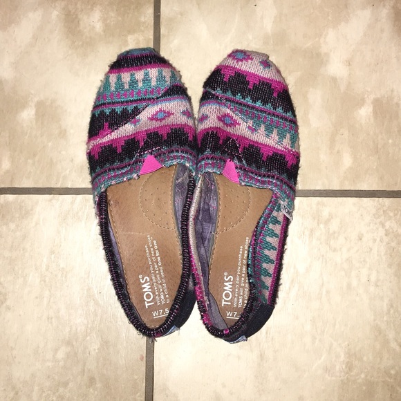 TOMS Shoes - Tribal Print Toms