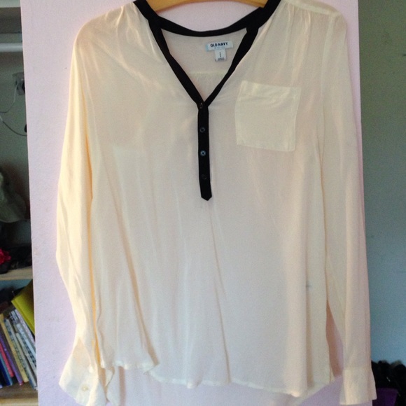 Off White cute old navy shirt