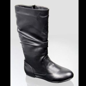 Kids classic slouch black flat boots