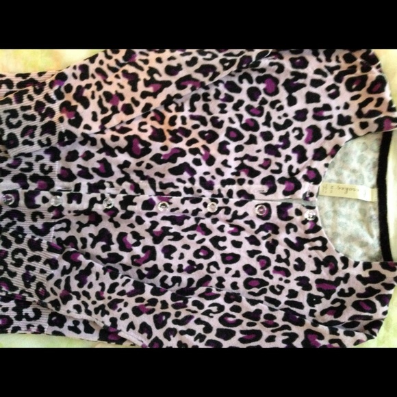Girls 7/8 CHIC PURPLE CHEETAH PRINT CARDIGAN. - Picture 2 of 4