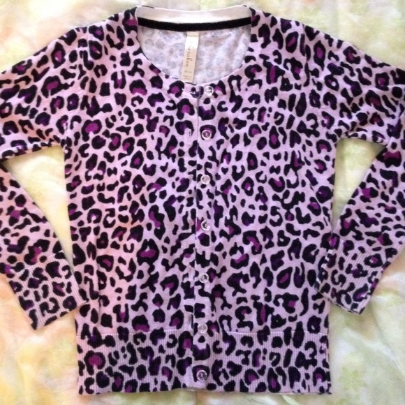 Girls 7/8 CHIC PURPLE CHEETAH PRINT CARDIGAN. - Picture 4 of 4