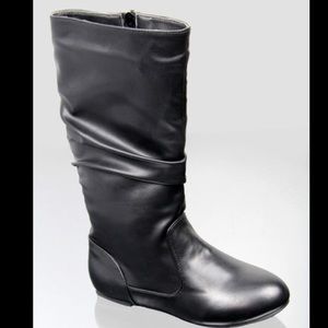 New kids classic slouch black flat zipper boots