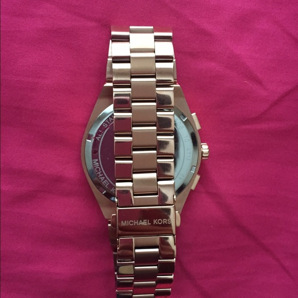 Michael Kors watch - Picture 2 of 3
