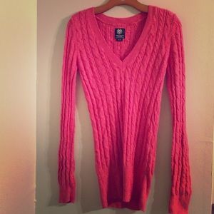 pretty pink sweater 💕