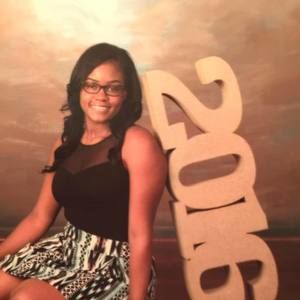 Meet your Posher, Janay