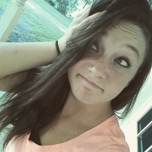 Meet your Posher, Allysa