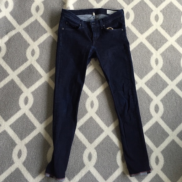 Skinny jeans