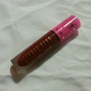 Jeffree Star Unicorn Blood liquid lipstick