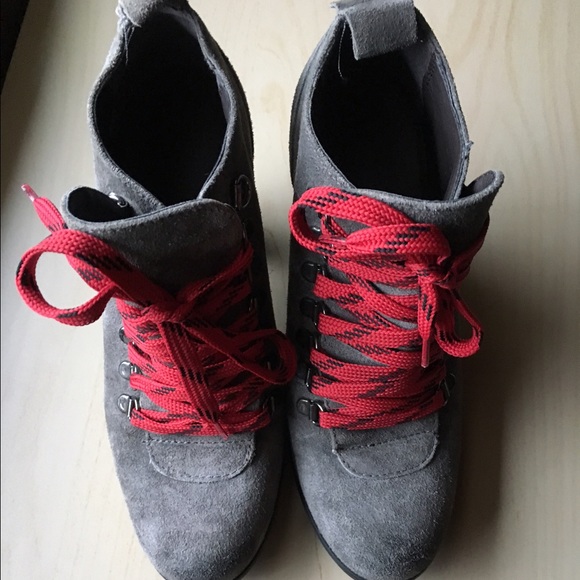 Boutique 9 bootie