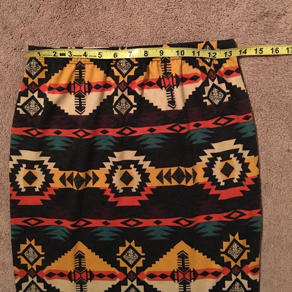 Aztec printed skirt - Picture 4 of 4