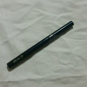 Kat Von D ink liner in Baudelaire