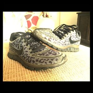 ‼️DEAL‼️Leopard print Nikefree 5.0