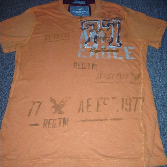 Mens AE shirt