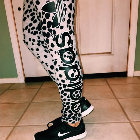 Adidas Pants - 🔴SOLD🔴 on merc, Adidas originals CARIB leggings
