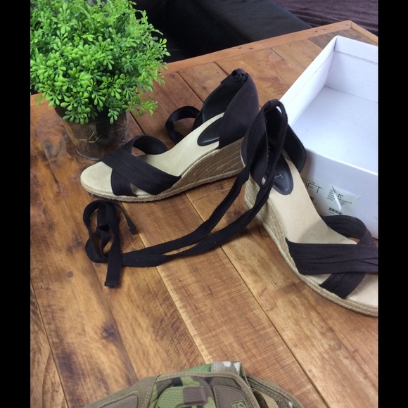 Loft wrap up sandal heels