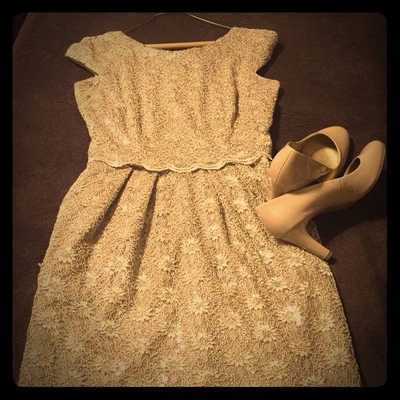 Beautiful sequin dress!