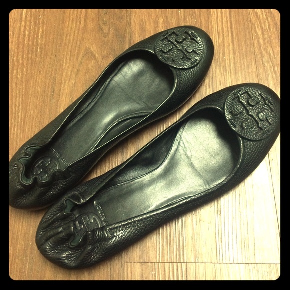 Tory Burch Reva Flats in black