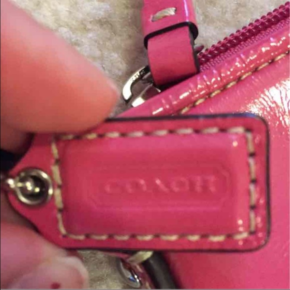 Authentic Coach Pink Leather Purse - Picture 3 of 4