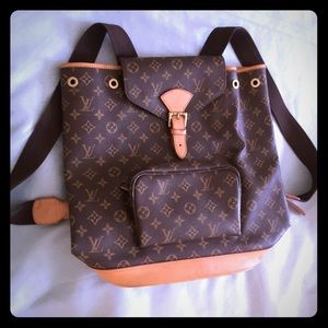 ⛄️Backpack🅰🅰🅰