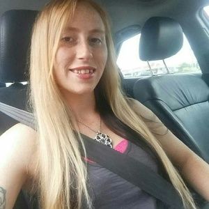 Meet your Posher, Nikita