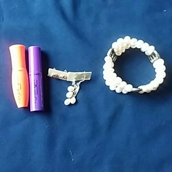 Bundle - Picture 1 of 2