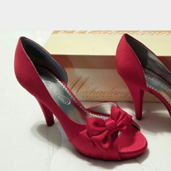 Heels - Picture 2 of 2