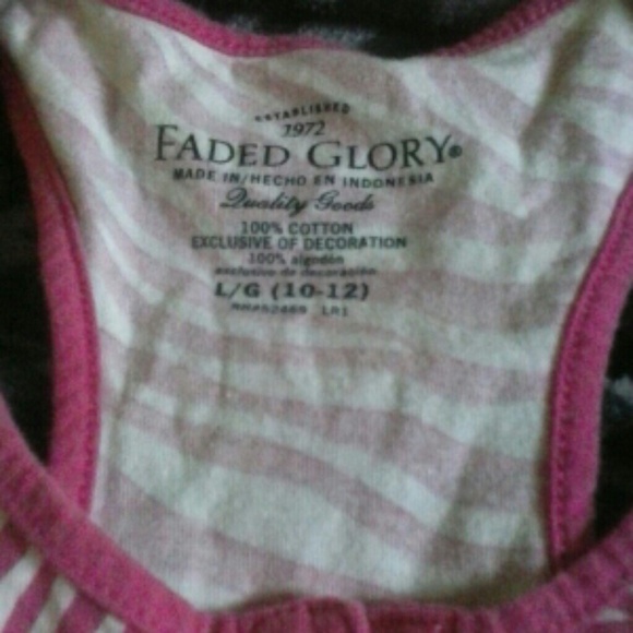 Adorable pink and white outfit - Picture 2 of 3