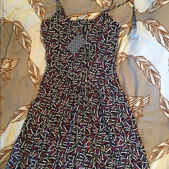 Super cute h&m dress