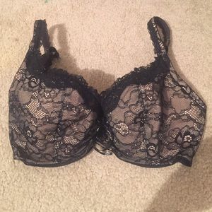 Frederick's of Hollywood 32 DDD/F Lace Bra