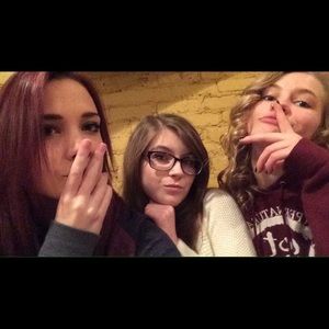 Meet your Posher, Madison