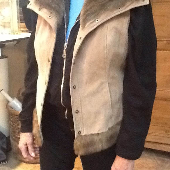 Diva vest suede with faux fur size medium - Picture 4 of 4