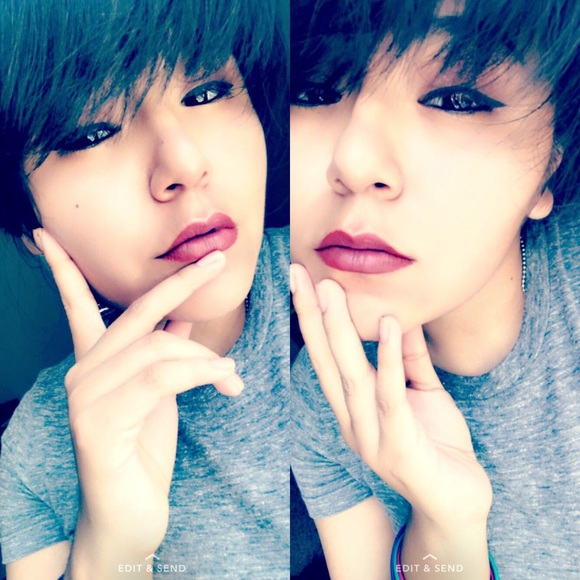 Meet your Posher, Melissa - Picture 2 of 2