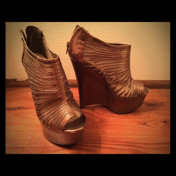 Platform heels! By H by Halston