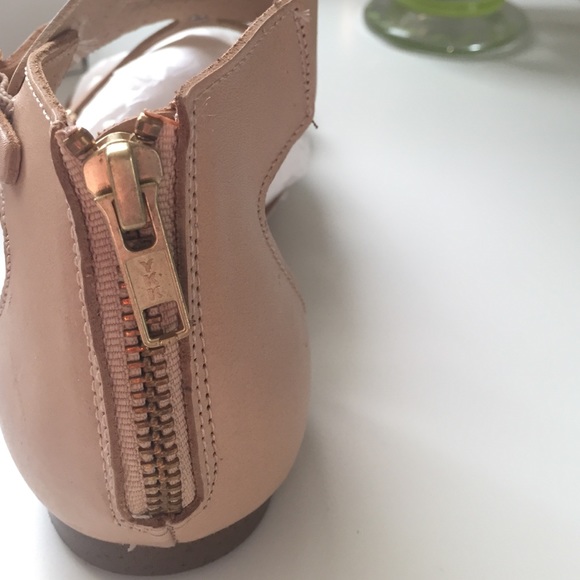 SOLD - Picture 3 of 4