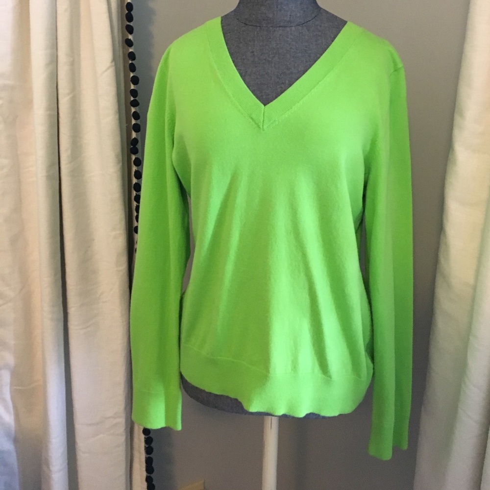Green Lilly Pulitzer size small sweater