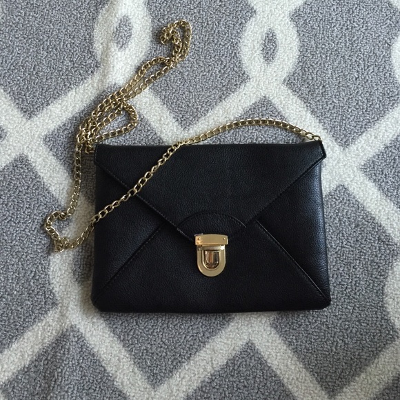 Black cross body purse